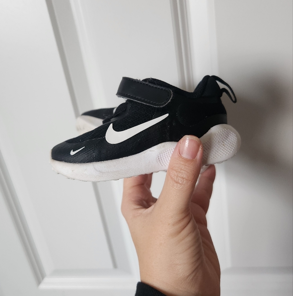 Baby Toddler black Nike sneakers